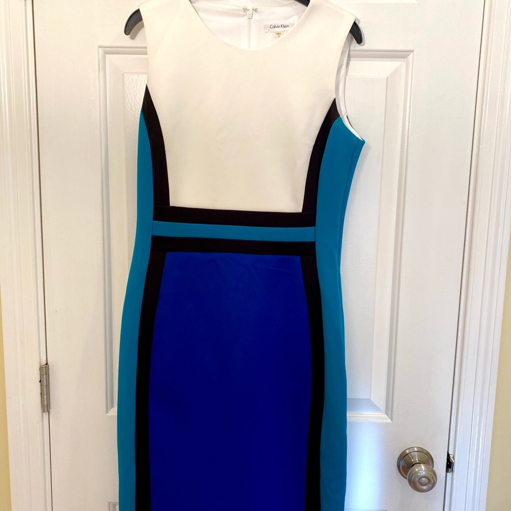 Calvin Klein Colorblock Sleeveless Sheath scuba dress